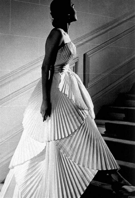 dior pleat|dior model oufits.